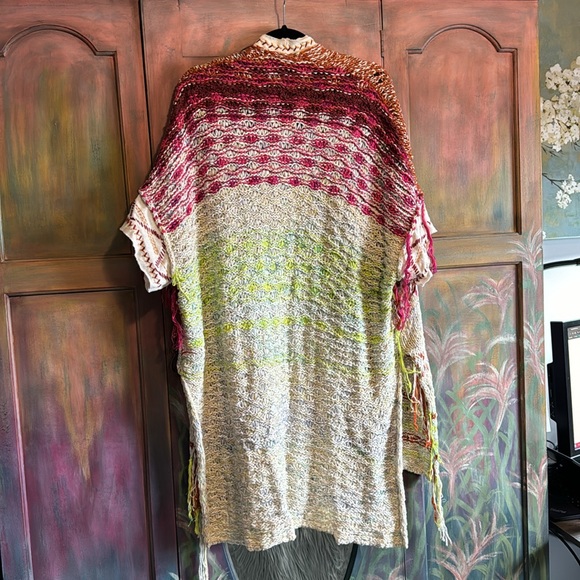 Free People - Picture 4 of 4